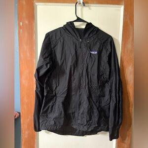Patagonia Women’s Black Lightweight Windbreaker Jacket